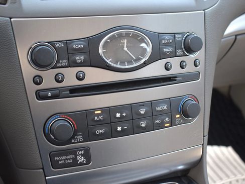 Used 2012 INFINITI G37 Journey w/ Premium Pkg RWD image 21