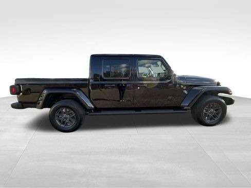 New 2026 Jeep Gladiator Sport image 17