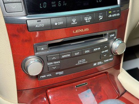 Used 2011 Lexus LS 460 image 44