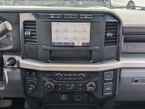 Used 2024 Ford F250 XL w/ 360-Degree Camera Package AWD/4WD image 18