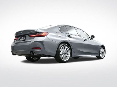 Used 2023 BMW 330i Sedan w/ Driving Assistance Package image 34