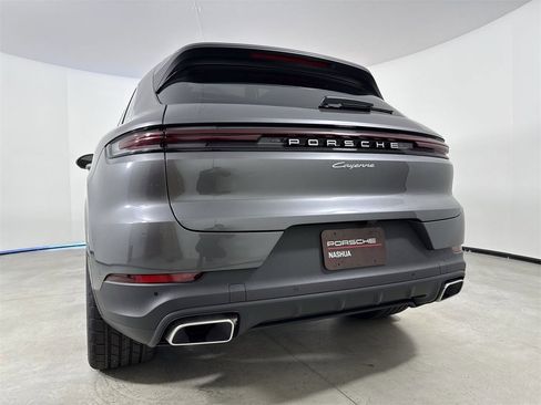 New 2026 Porsche Cayenne image 20