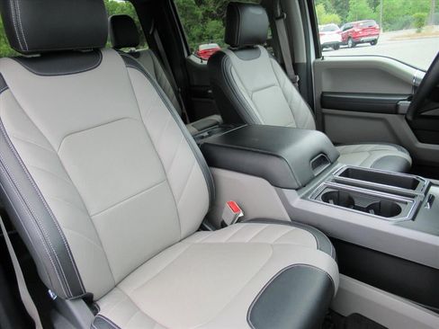 Used 2020 Ford F150 XLT w/ Equipment Group 302A Luxury AWD/4WD image 9