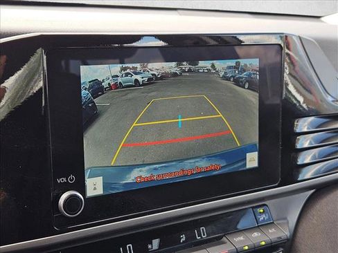 Used 2025 Toyota Camry LE image 17