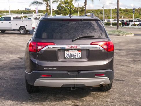 Used 2018 GMC Acadia SLE image 8