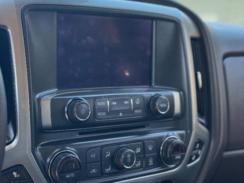 Used 2018 Chevrolet Silverado 1500 LTZ w/ Texas Edition image 19