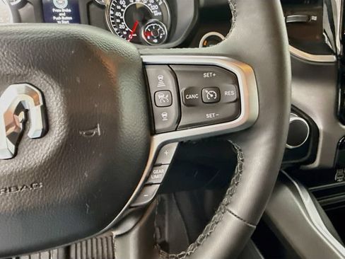 Used 2025 RAM 1500 Big Horn AWD/4WD image 32