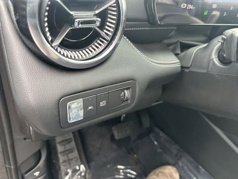 New 2025 Chevrolet Blazer EV LT image 24