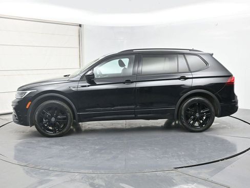 Used 2022 Volkswagen Tiguan SE R-Line AWD/4WD image 21