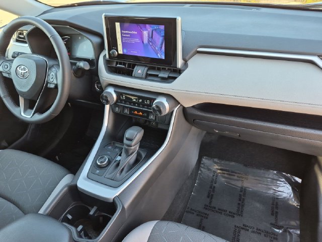 Certified 2025 Toyota RAV4 XLE w/ Convenience Package AWD/4WD image 31