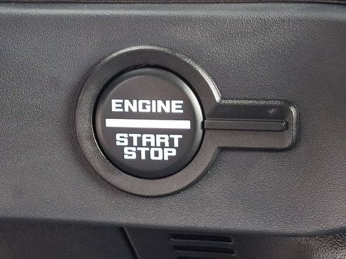 Certified 2025 Ford Bronco Badlands AWD/4WD image 28