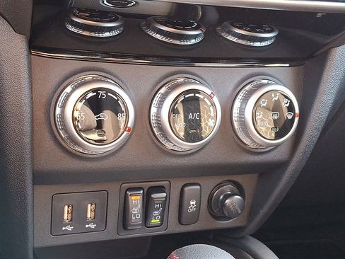 New 2026 Mitsubishi Outlander Sport LE AWD/4WD image 8