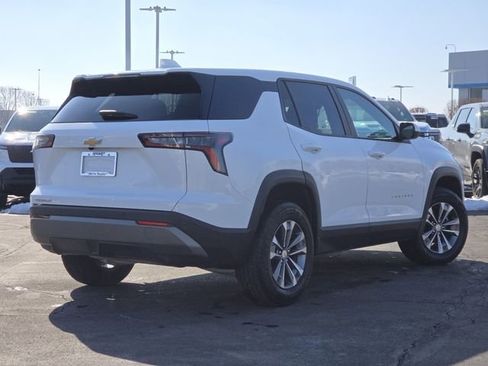 Used 2025 Chevrolet Equinox LT image 19