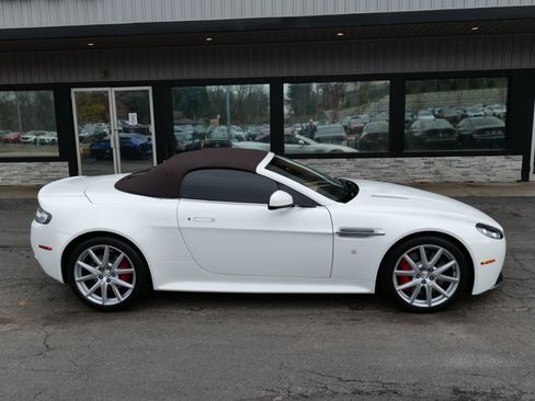 Used 2015 Aston Martin V8 Vantage S image 87