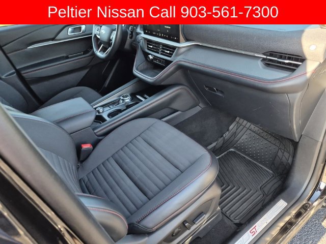 Used 2025 Ford Explorer ST-Line w/ ST-Line Street Pack AWD/4WD image 12