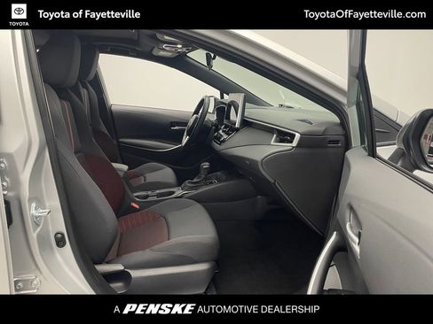 Used 2025 Toyota Corolla SE w/ SE Premium Package image 20