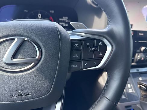 Used 2024 Lexus GX 550 AWD/4WD image 17