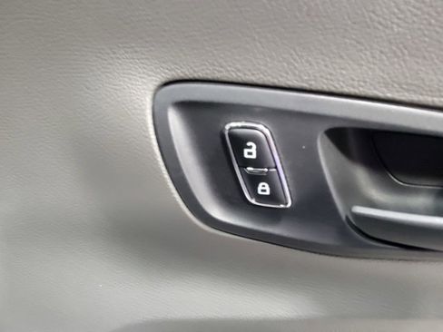 Used 2023 Ford Transit 350 XLT image 27