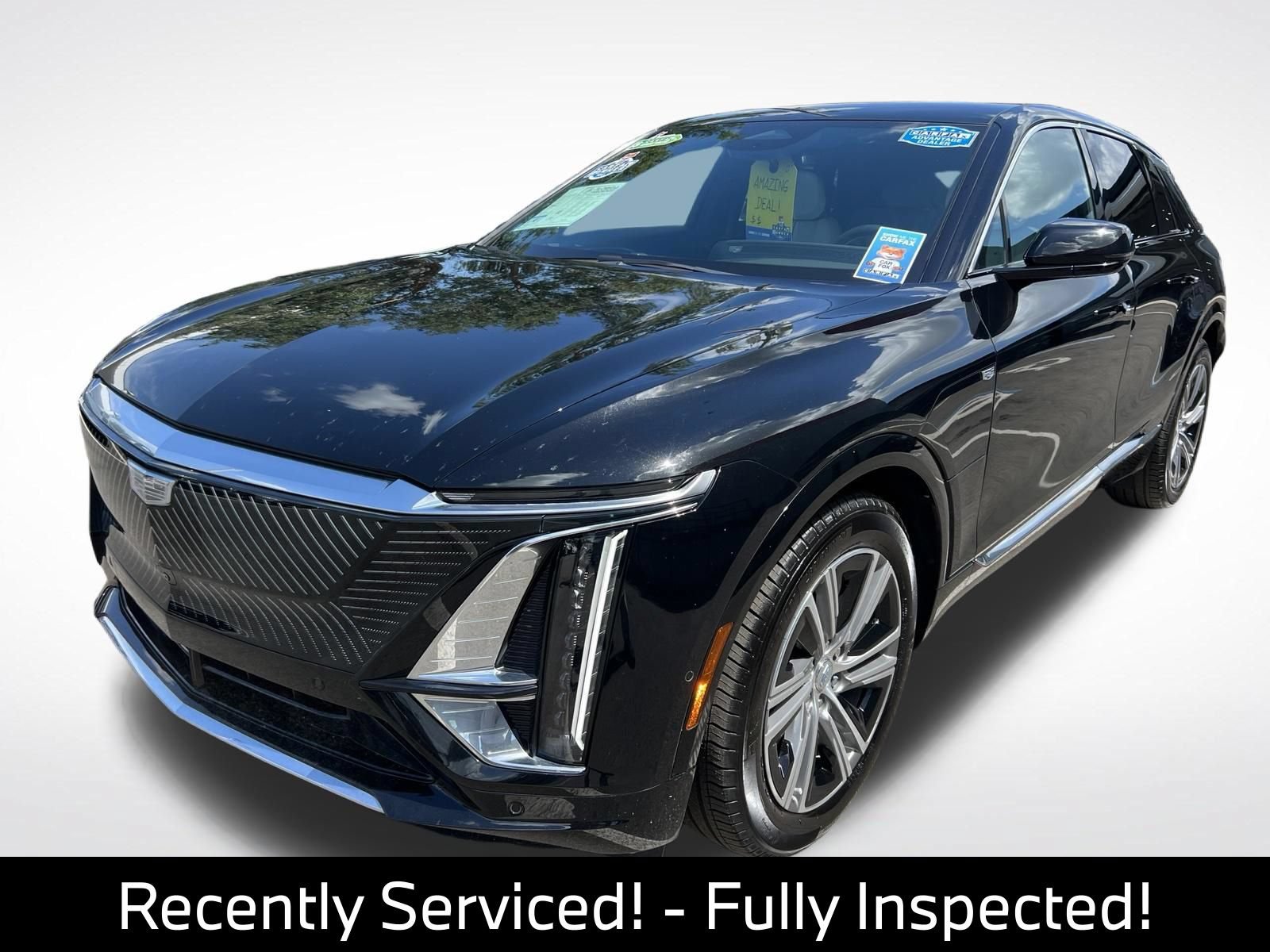 Used 2024 Cadillac Lyriq Luxury RWD image 3