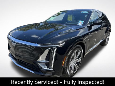 Used 2024 Cadillac Lyriq Luxury RWD image 3