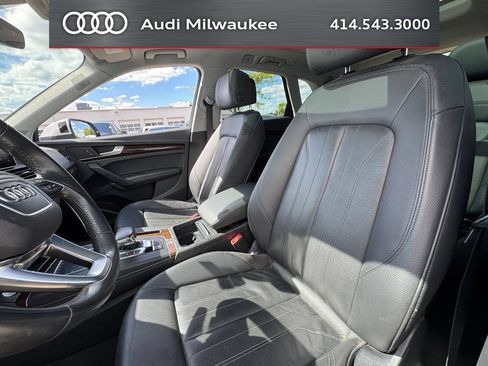 Used 2020 Audi Q5 2.0T Premium Plus w/ Premium Plus Package AWD/4WD image 9