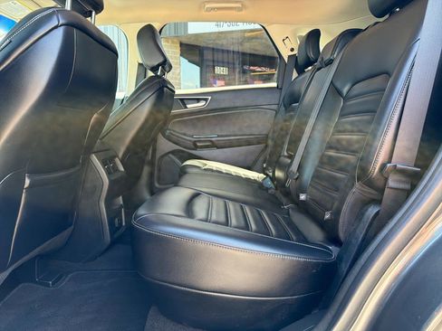 Used 2020 Ford Edge SEL w/ Cargo Accessory Package FWD image 13