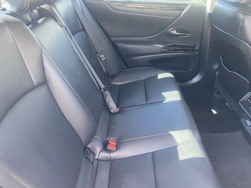 Used 2023 Lexus ES 350 w/ Accessory Package (Z1) image 13