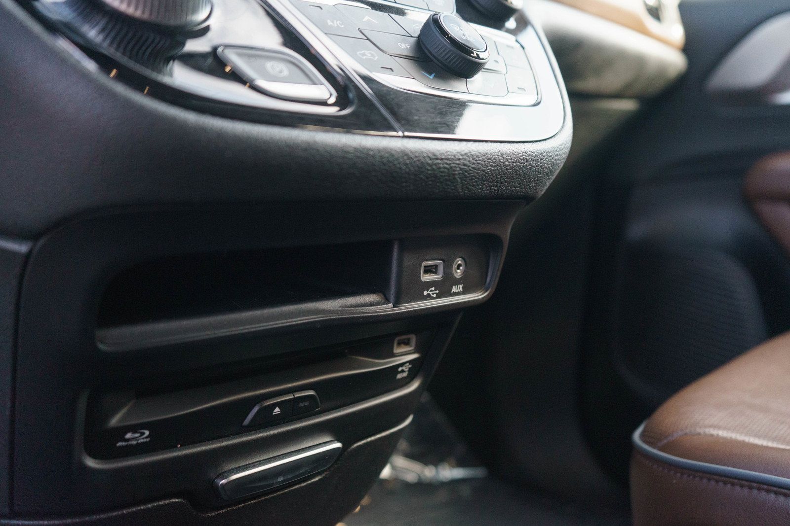 Used 2019 Chrysler Pacifica Limited FWD image 19