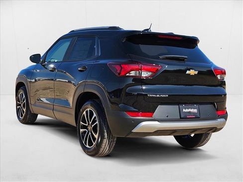 New 2026 Chevrolet TrailBlazer LT w/ Convenience Package image 9