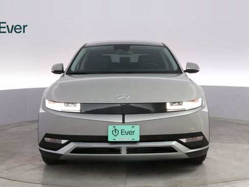 Used 2023 Hyundai Ioniq 5 SEL image 3