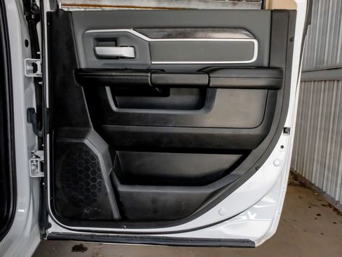 Used 2020 RAM 2500 Big Horn AWD/4WD image 47