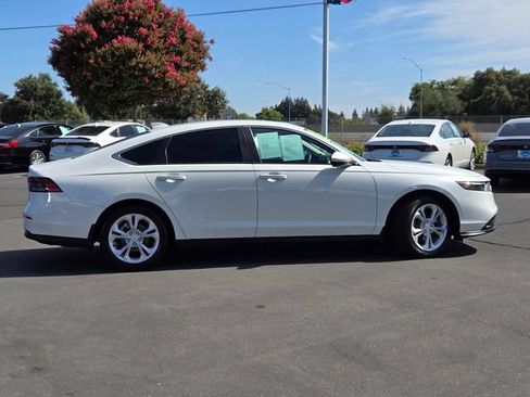 Used 2023 Honda Accord LX image 3