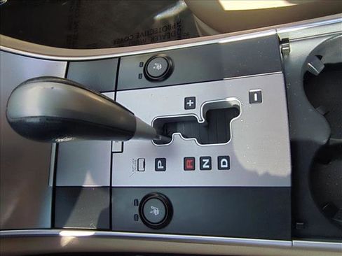 Used 2011 Hyundai Veracruz Limited image 13