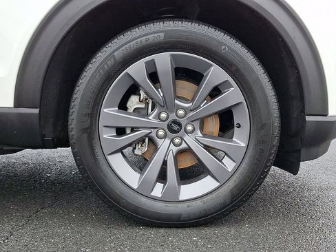 Certified 2024 Ford Explorer XLT w/ Equipment Group 202A image 8