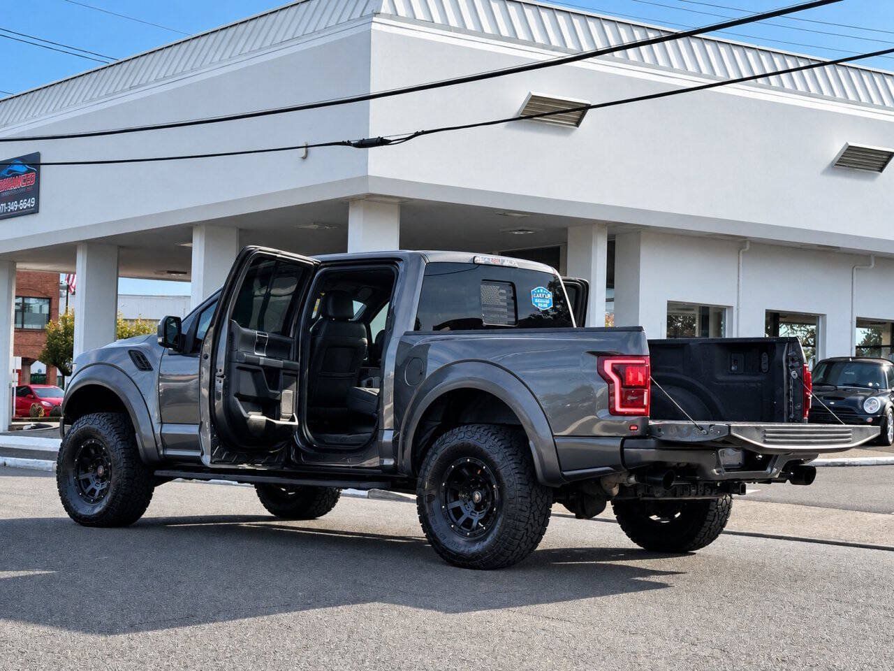 Used 2017 Ford F150 Raptor w/ Equipment Group 802A Luxury AWD/4WD image 13