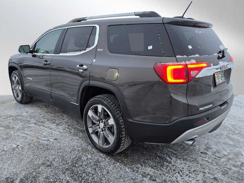 Certified 2019 GMC Acadia SLT AWD/4WD image 3