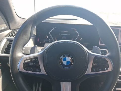 Used 2024 BMW X7 xDrive40i w/ Executive Package AWD/4WD image 2