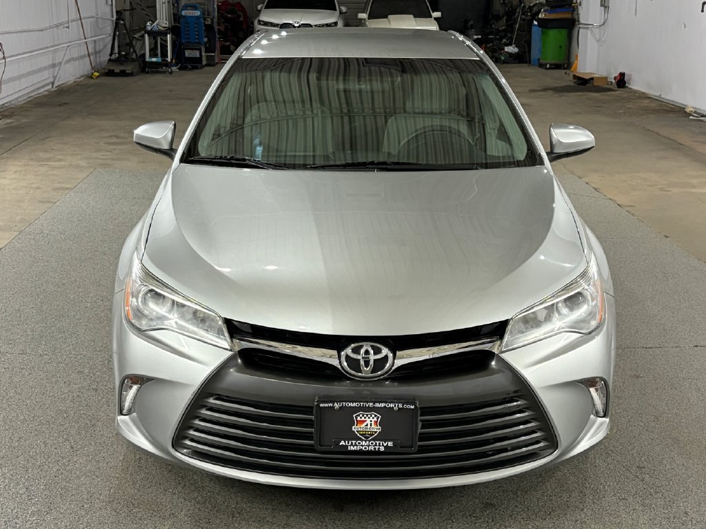 Used 2016 Toyota Camry LE FWD image 2