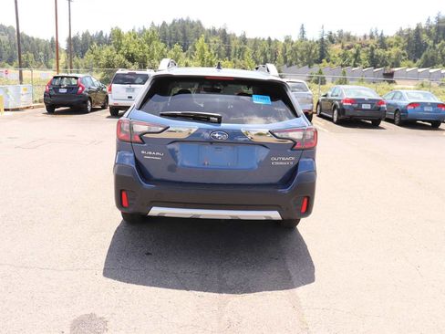 Used 2020 Subaru Outback Touring XT AWD/4WD image 6