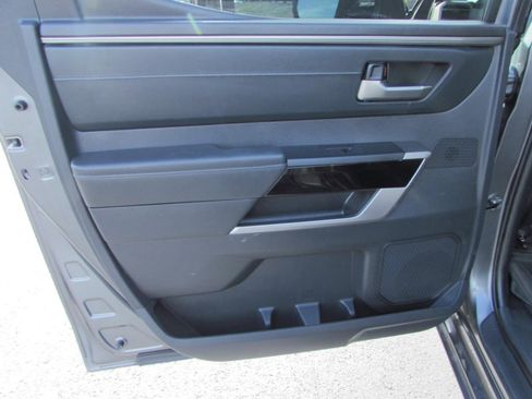 Used 2022 Toyota Tundra Limited image 27