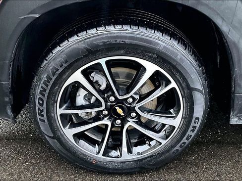 Used 2025 Chevrolet TrailBlazer LT image 9