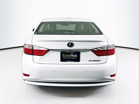 Used 2013 Lexus ES 300h w/ Luxury Pkg FWD image 7