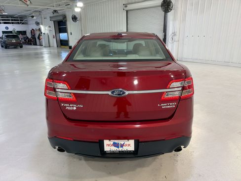 Used 2014 Ford Taurus Limited w/ Equipment Group 301A image 27