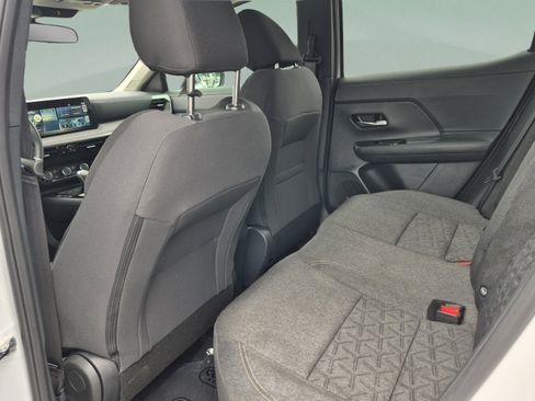 Certified 2025 Nissan Kicks SV FWD image 16