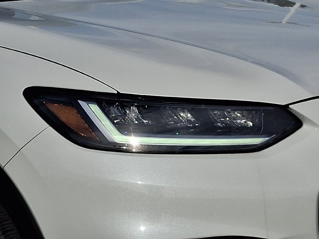 Used 2024 Honda HR-V Sport image 9