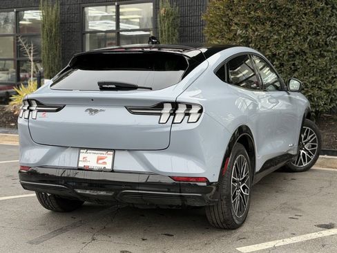 Used 2024 Ford Mustang Mach-E Premium image 12