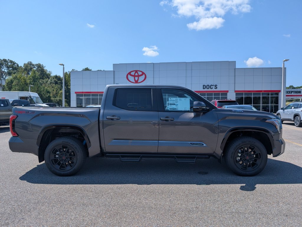 New 2026 Toyota Tundra Platinum w/ TRD Off-Road Package AWD/4WD image 6