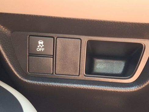 Used 2024 Honda HR-V LX image 24