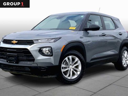 Used 2023 Chevrolet TrailBlazer LS image 1