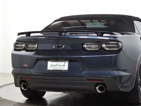 Used 2021 Chevrolet Camaro LT w/ RS Package RWD image 8